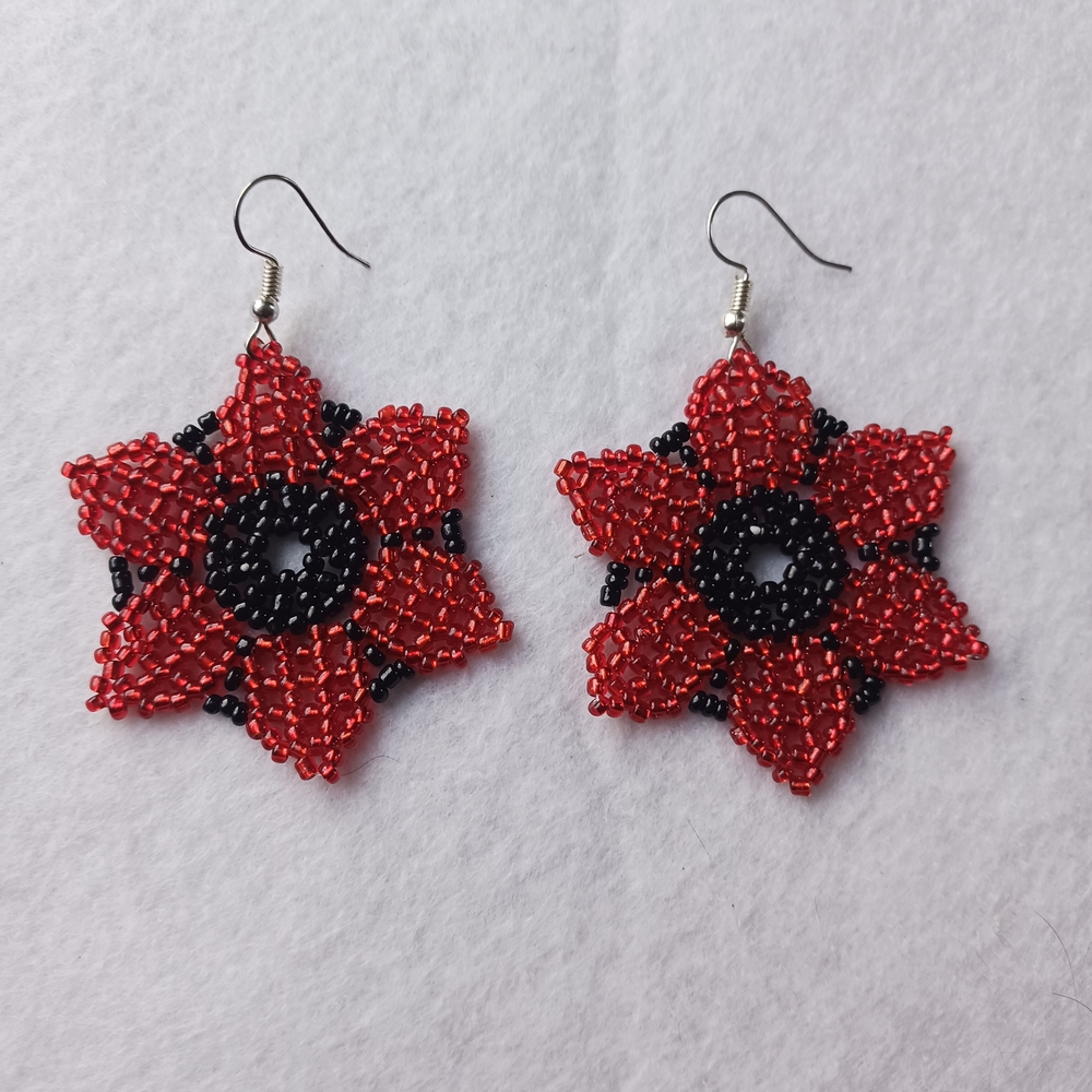 Elegant Red and Black Beaded Flower Earrings